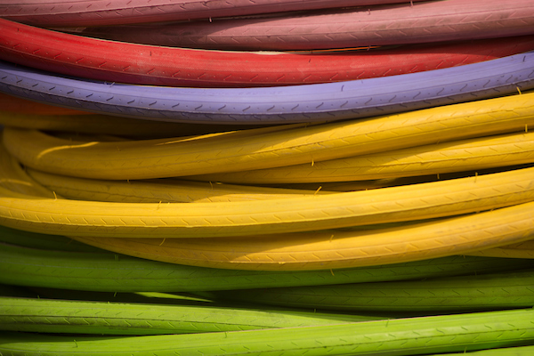 Multi-colored electronic cords